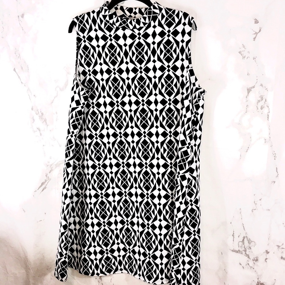 Tash and Sophie geometric black sleeveless dress